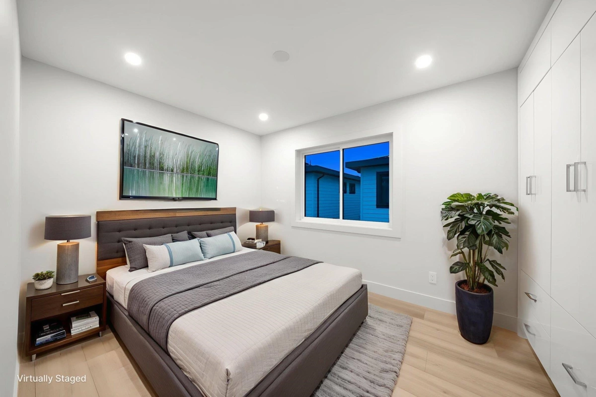 Garden / Landscaping Photo of 2 3881 Hurst Street, Burnaby, BC