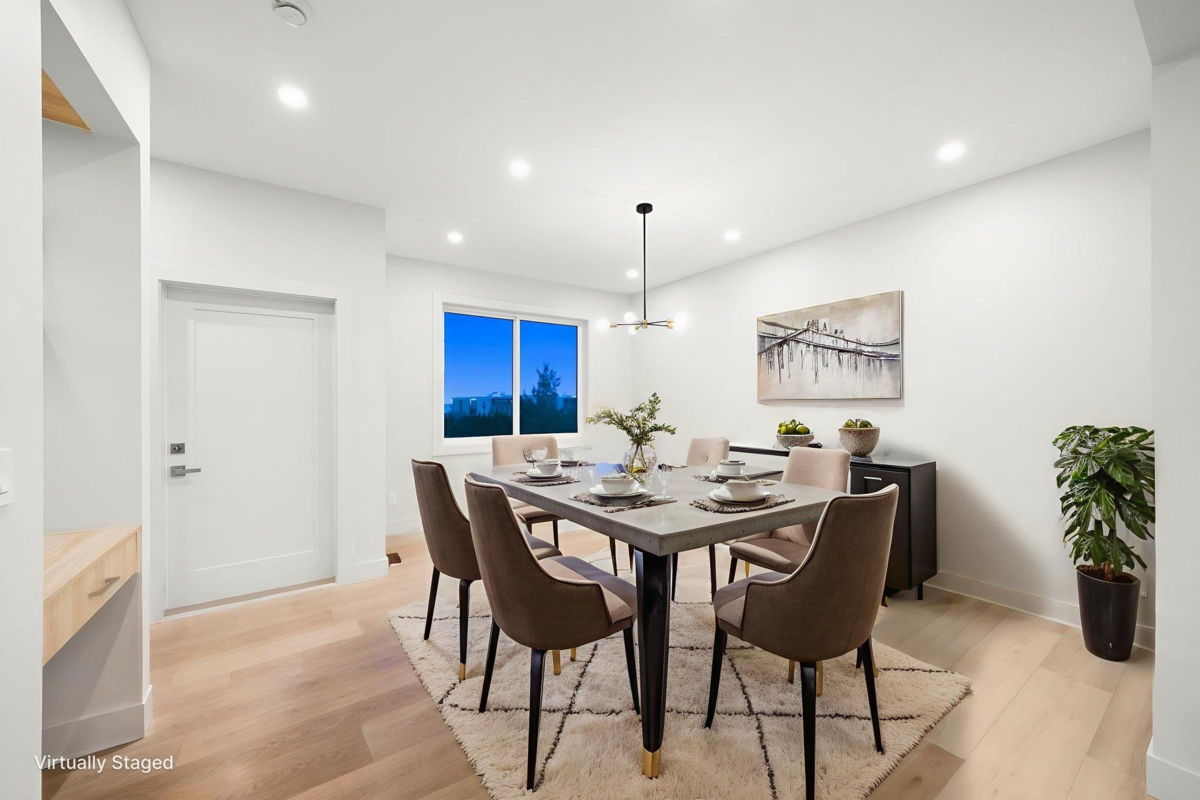 Outdoor Deck Photo of 2 3881 Hurst Street, Burnaby, BC