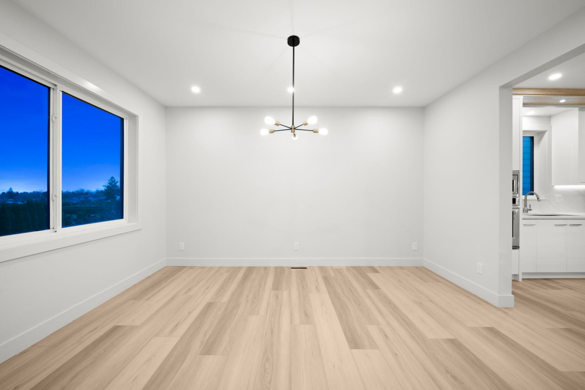 Walk-In Closet Photo of 2 3881 Hurst Street, Burnaby, BC