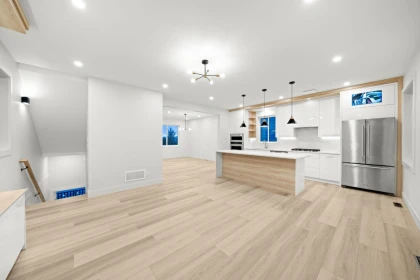 Breakfast Nook Photo of 2 3881 Hurst Street, Burnaby, BC