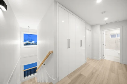 Powder Room Photo of 2 3881 Hurst Street, Burnaby, BC