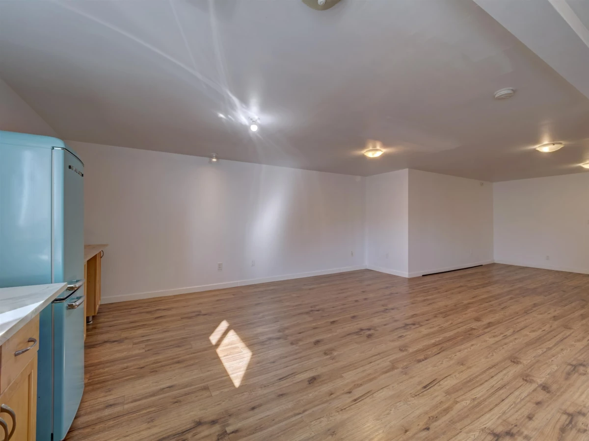 Entry Foyer Photo of 5683 Emily Way, Sechelt, BC