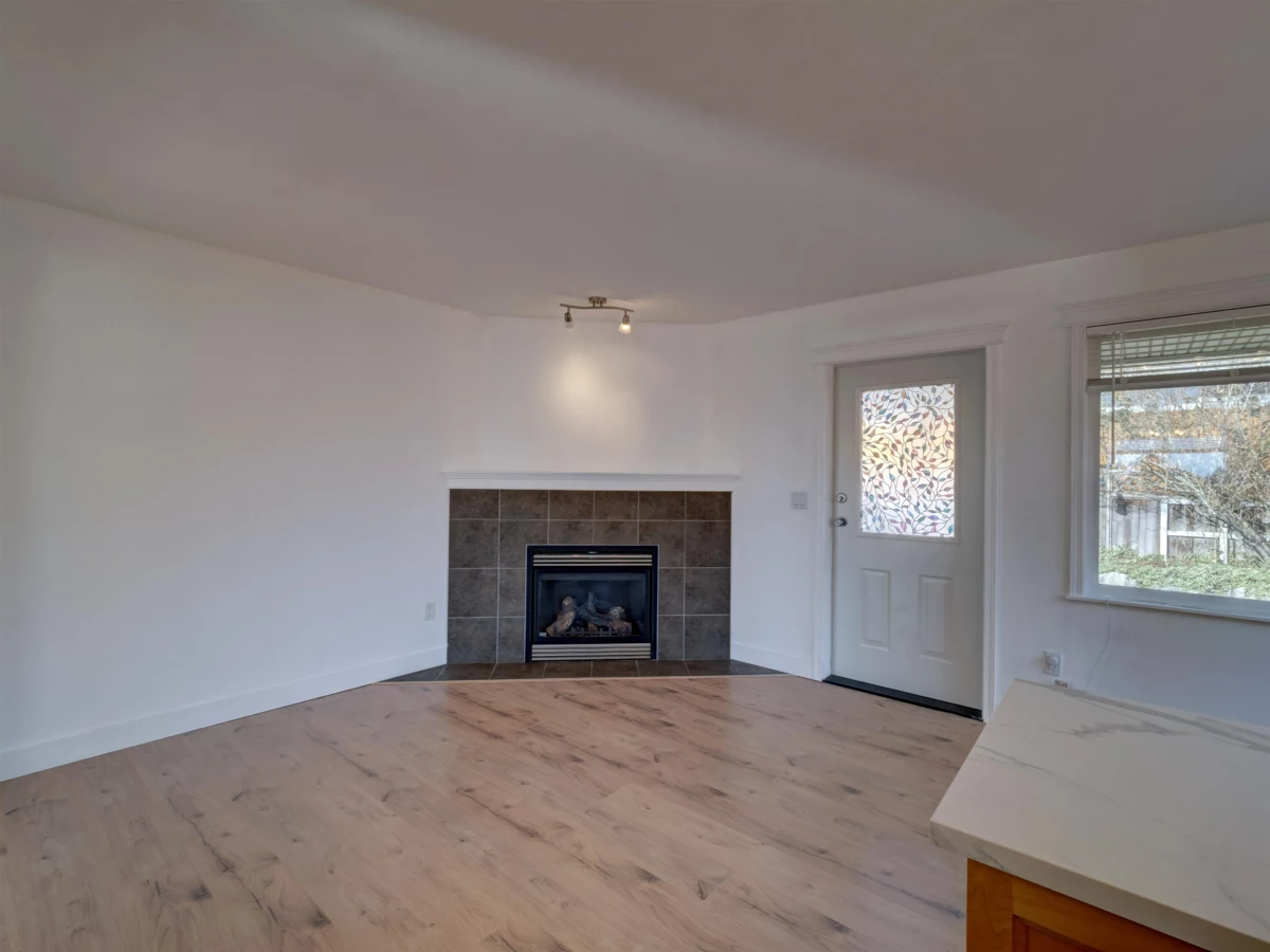 Office / Den Photo of 5683 Emily Way, Sechelt, BC