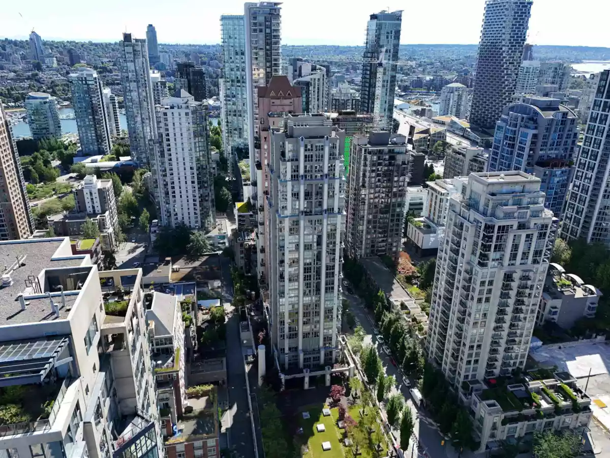 Fitness Center Photo Near 1105 1155 Homer Street, Vancouver, BC