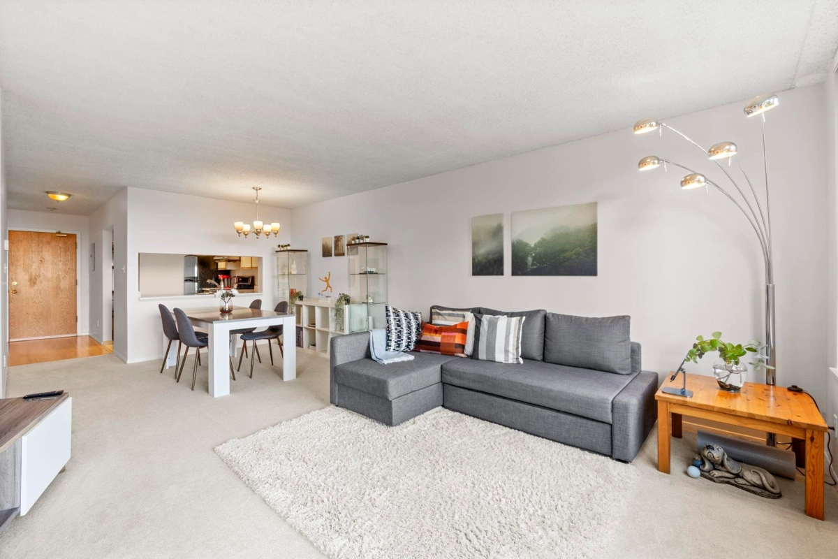 Family Room Photo of 408 6070 Mcmurray Avenue, Burnaby, BC
