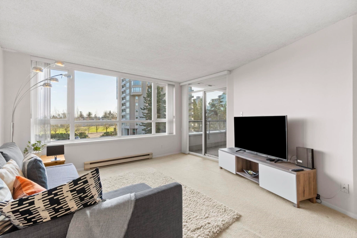 Living Room Photo of 408 6070 Mcmurray Avenue, Burnaby, BC