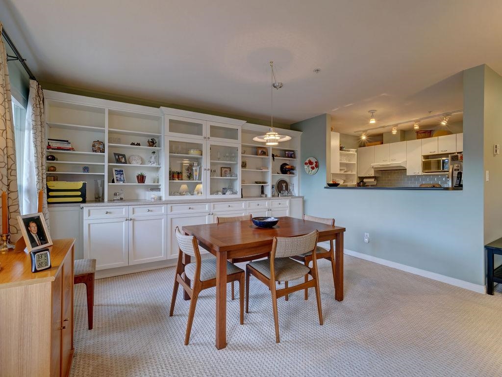 Breakfast Nook Photo of 405 5855 Cowrie Street, Sechelt, BC