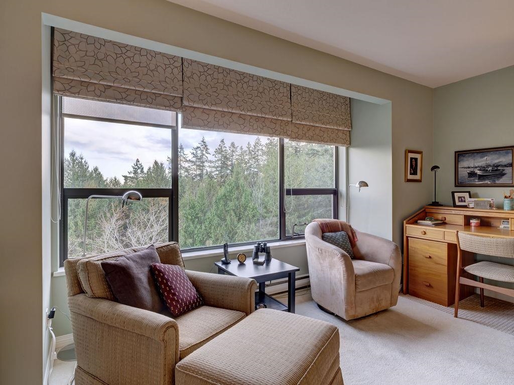 Office / Den Photo of 405 5855 Cowrie Street, Sechelt, BC