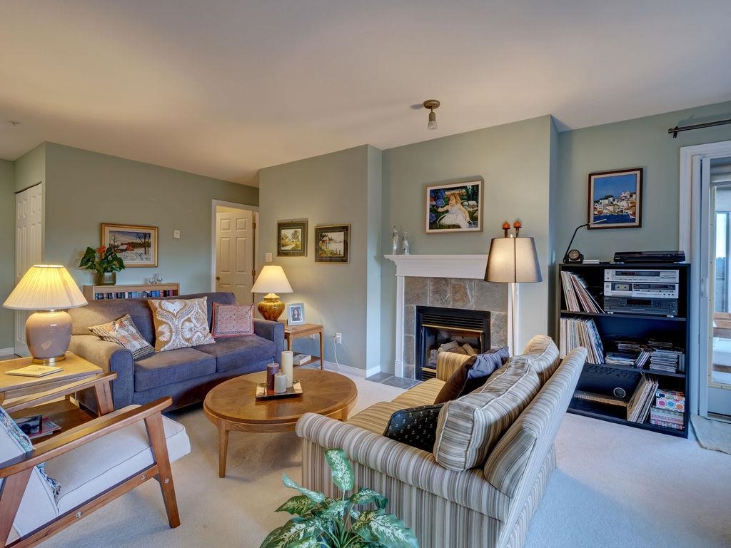 Primary Bathroom Photo of 405 5855 Cowrie Street, Sechelt, BC