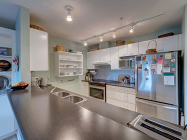 Loft / Bonus Room Photo of 405 5855 Cowrie Street, Sechelt, BC