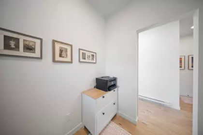 Basement Recreation Room Photo of 211 33920 Best Avenue, Mission, BC