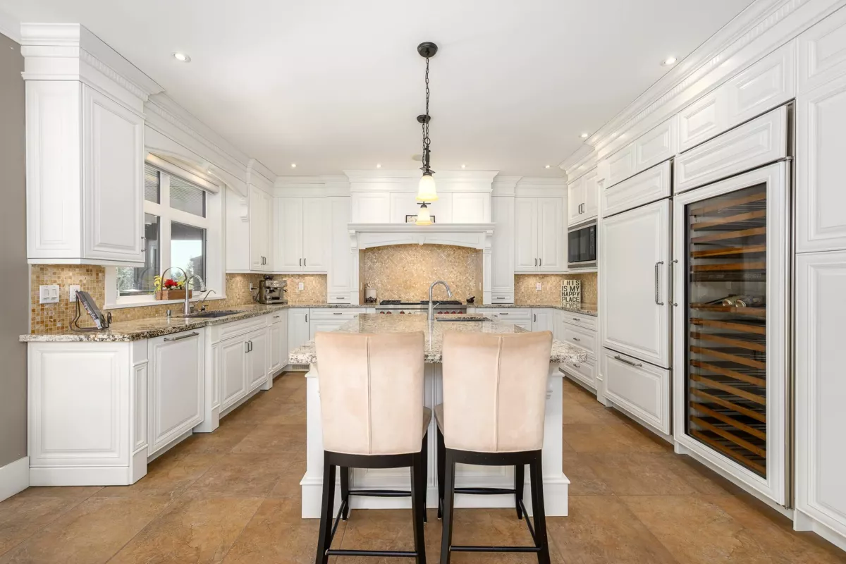Primary Bathroom Photo of 1062 Magnolia Way, Anmore, BC
