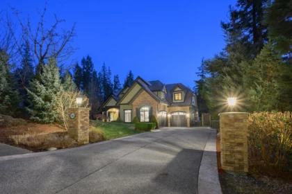 1062 Magnolia Way, Anmore, BC, Anmore — 4 bed single family residence for sale