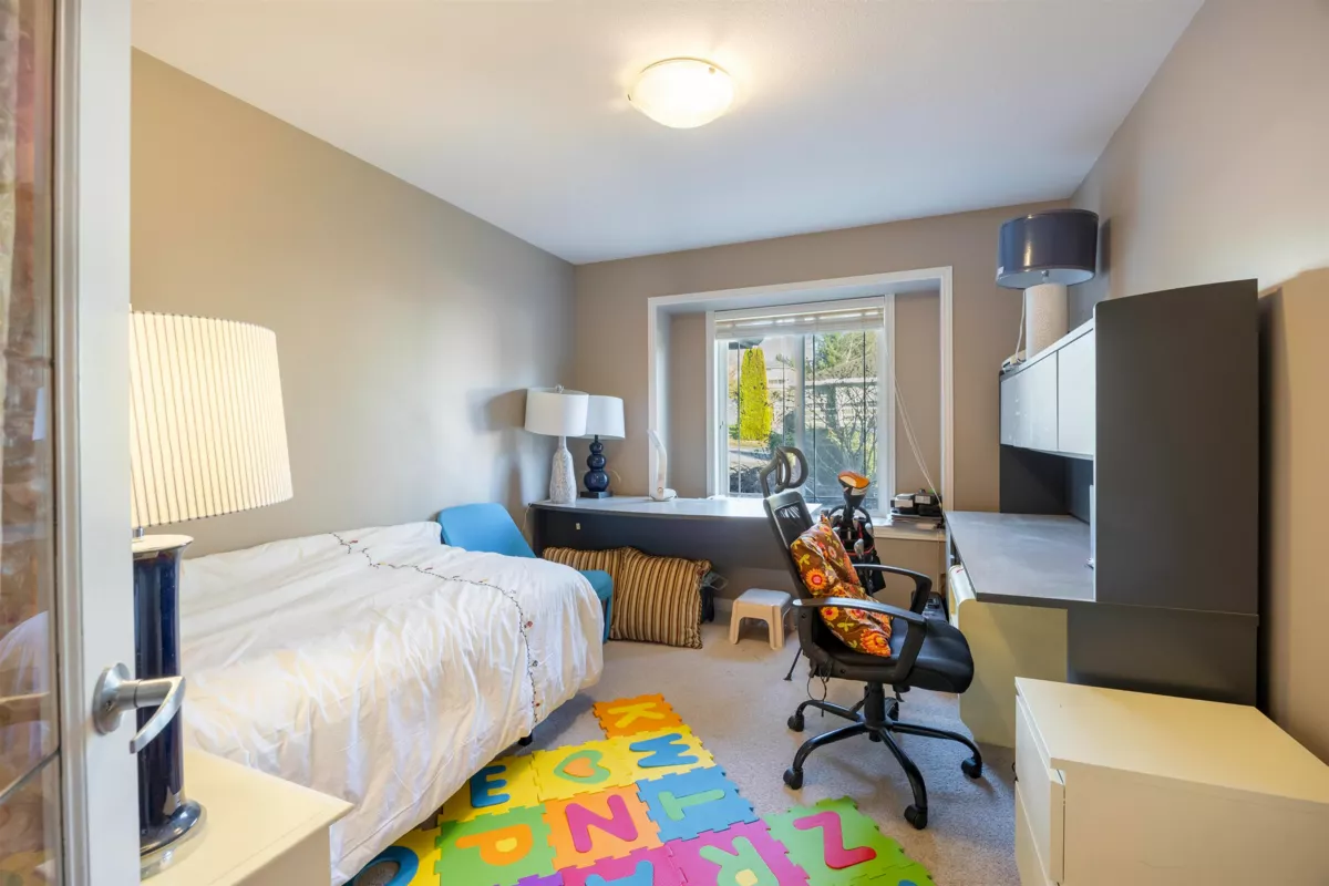 Garden / Landscaping Photo of 7881 154 Street, Surrey, BC