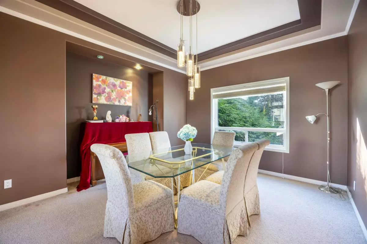 Guest Bathroom Photo of 7881 154 Street, Surrey, BC