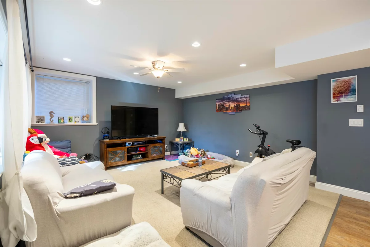 Outdoor Kitchen Photo of 7881 154 Street, Surrey, BC