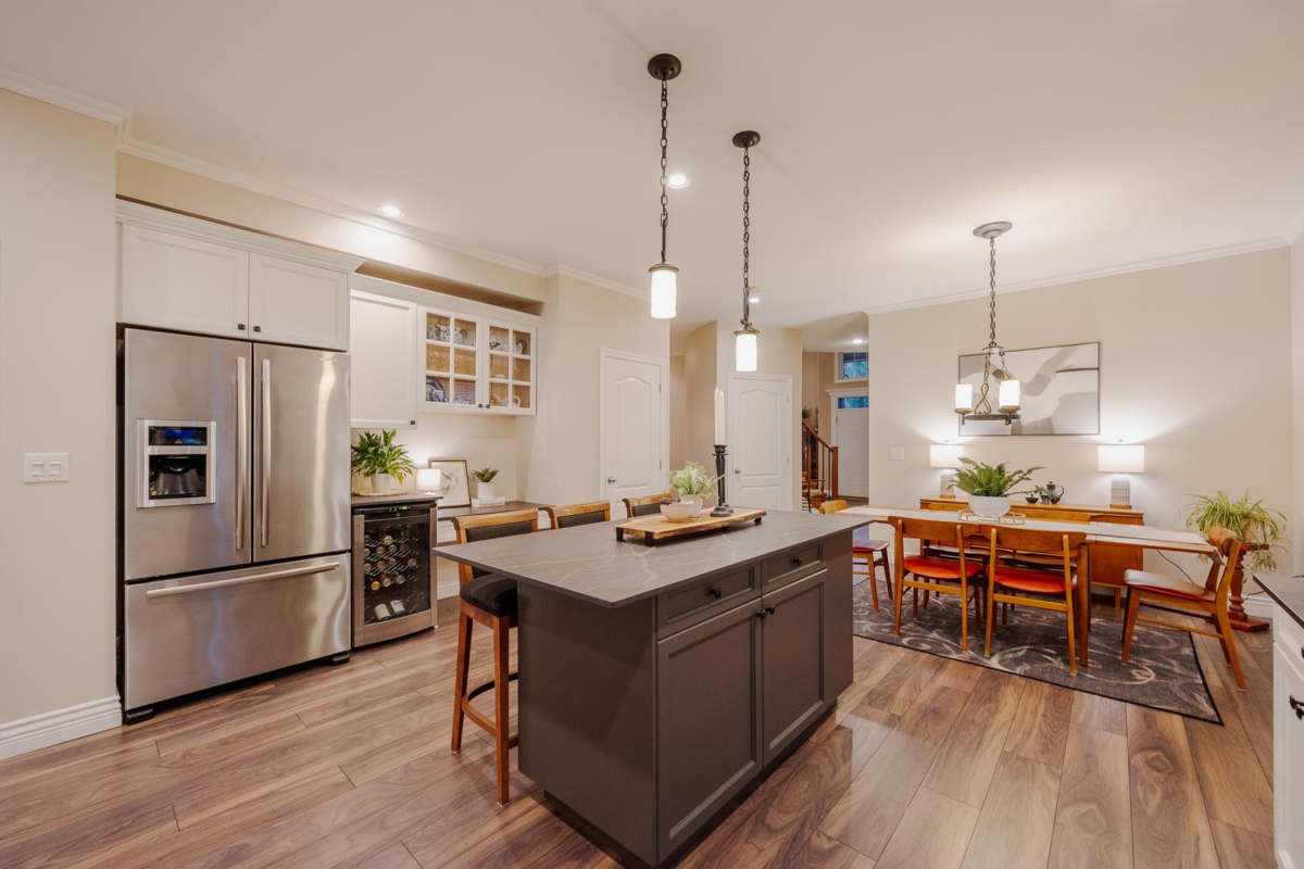 Kitchen Photo of 13250 237a Street, Maple Ridge, BC