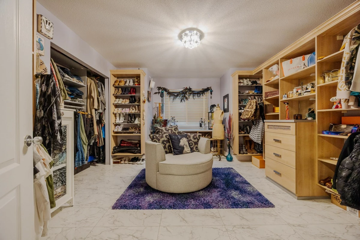 Powder Room Photo of 13250 237a Street, Maple Ridge, BC