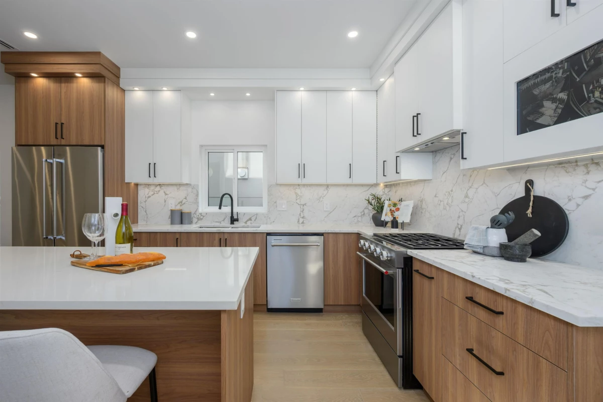 Living Room Photo of 4 6176 Elgin Avenue, Burnaby, BC