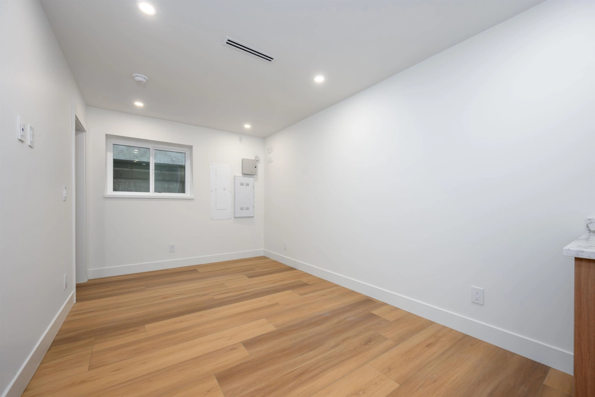 Office / Den Photo of 4 6176 Elgin Avenue, Burnaby, BC