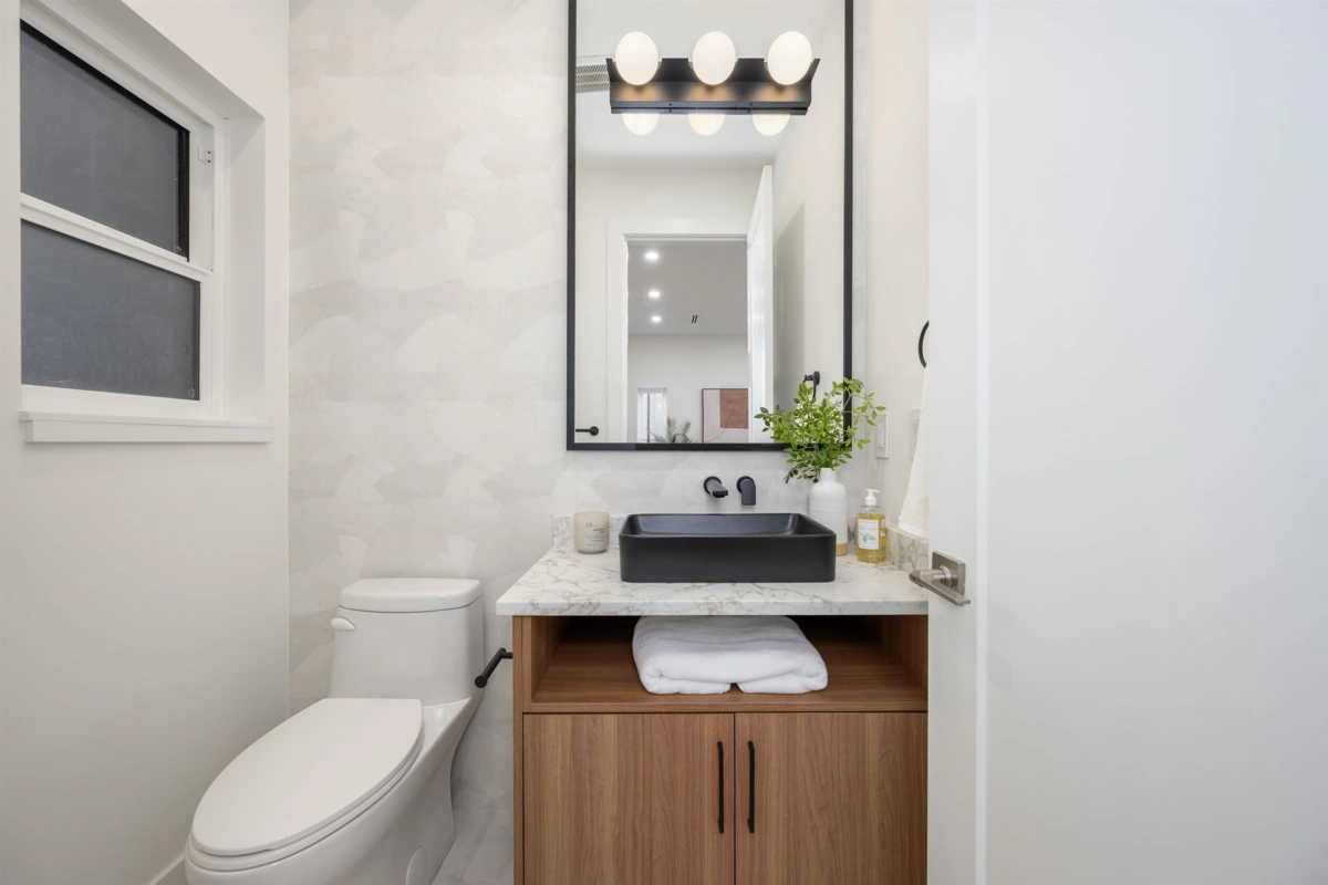 Pantry Photo of 4 6176 Elgin Avenue, Burnaby, BC