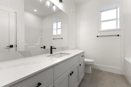 Hot Tub / Spa Photo of 3905 Latimer Street, Abbotsford, BC