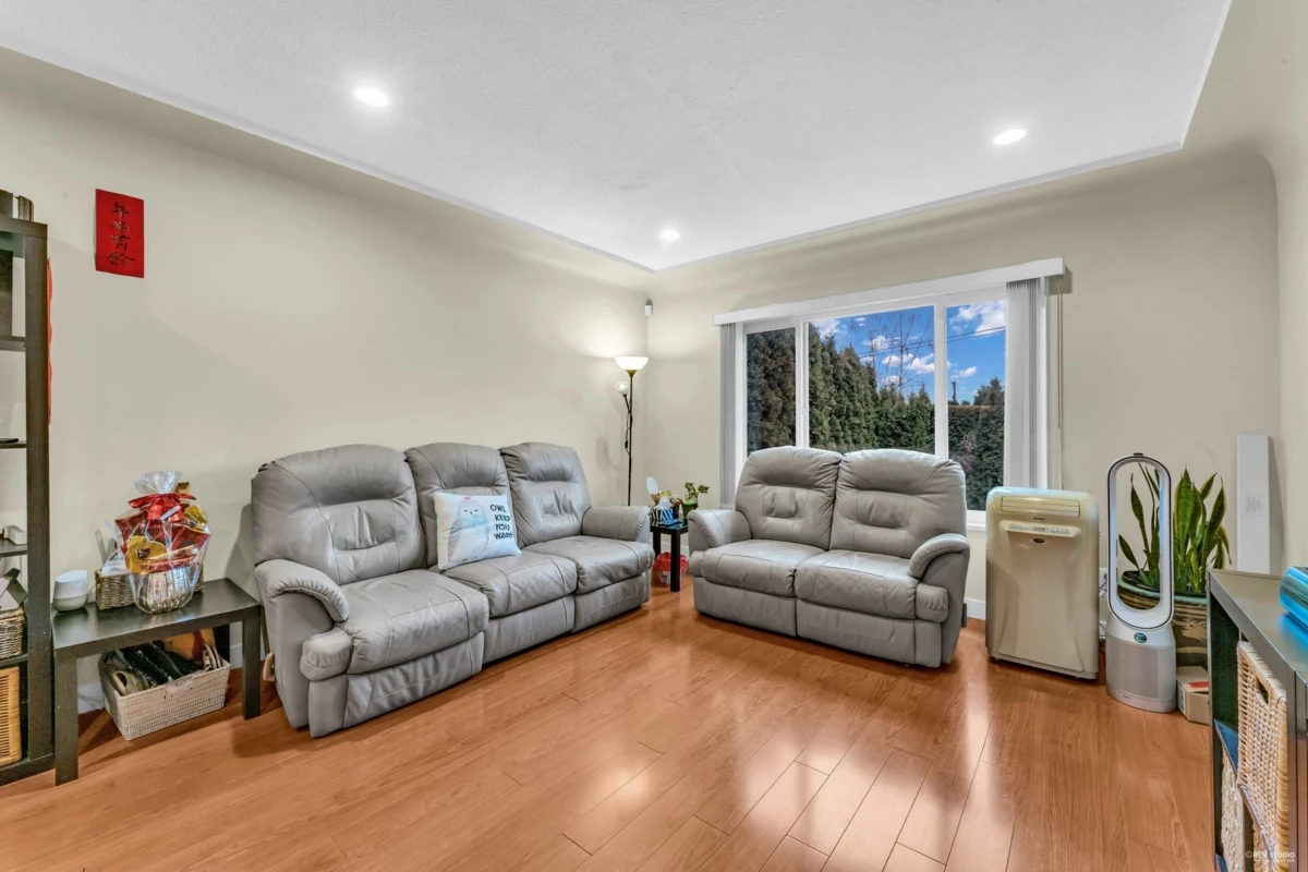Living Room Photo of 3951 Slocan Street, Vancouver, BC
