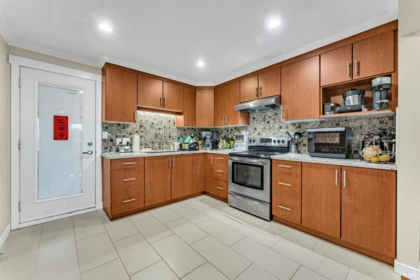 Kitchen Island Photo of 3951 Slocan Street, Vancouver, BC