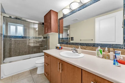 Mudroom Photo of 3951 Slocan Street, Vancouver, BC