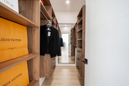 Hallway Photo of 1 6692 Napier Street, Burnaby, BC