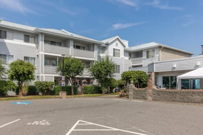 307 32823 Landeau Place, Abbotsford, BC, Abbotsford — Apartment/Condo for sale