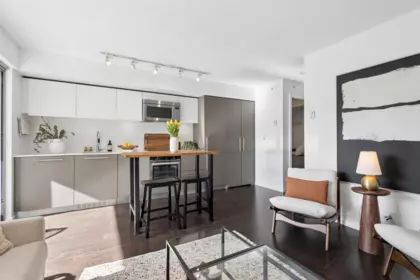 806 999 Seymour Street, Vancouver, BC, Vancouver — Apartment/Condo for sale