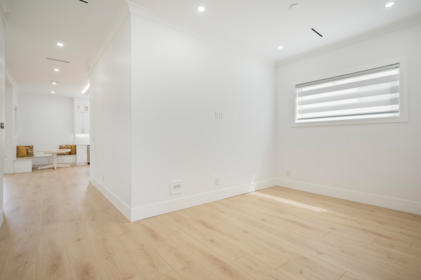 Walk-In Closet Photo of 10116 172a Street, Surrey, BC