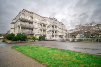 111 14355 103 Avenue, Surrey, BC, Surrey — Apartment/Condo for sale
