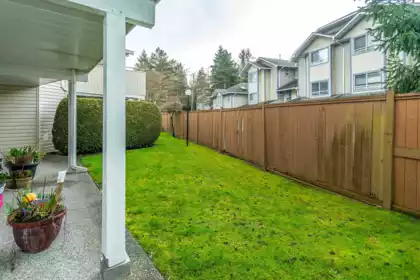 Office / Den Photo of 110 10584 153 Street, Surrey, BC