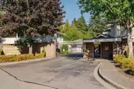 110 10584 153 Street, Surrey, BC