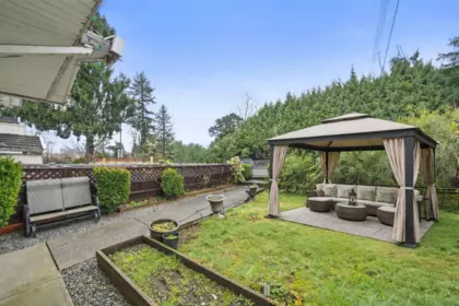 Primary Bedroom Photo of 6071 Sprott Street, Burnaby, BC