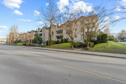 Outdoor Patio Photo of 309 19142 122 Avenue, Pitt Meadows, BC