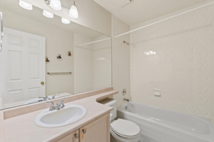 Powder Room Photo of 309 19142 122 Avenue, Pitt Meadows, BC