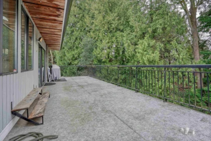 Hallway Photo of 2030 Jordan Drive, Burnaby, BC