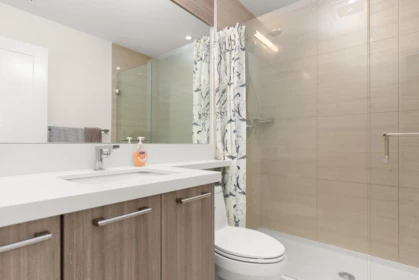 Basement Recreation Room Photo of 205 14022 North Bluff Road, White Rock, BC