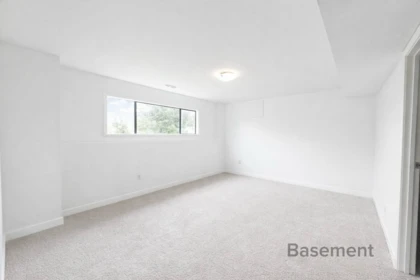 Basement Recreation Room Photo of 32763 Badger Avenue, Mission, BC