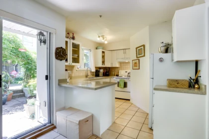 Pantry Photo of 1 15432 16a Avenue, Surrey, BC