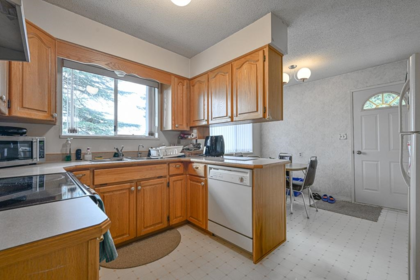Primary Bedroom Photo of 5527 148 Street, Surrey, BC