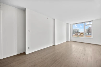 609 7688 Alderbridge Way, Richmond, BC, Richmond — Apartment/Condo for sale