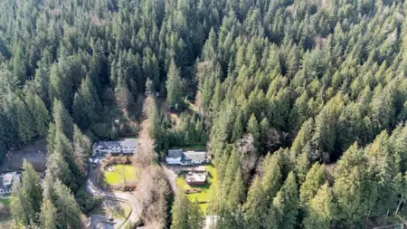 Community Amenities Photo (Clubhouse) of 29310 Dewdney Trunk Road, Mission, BC