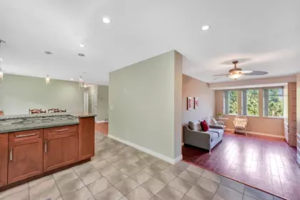 Powder Room Photo of 29310 Dewdney Trunk Road, Mission, BC