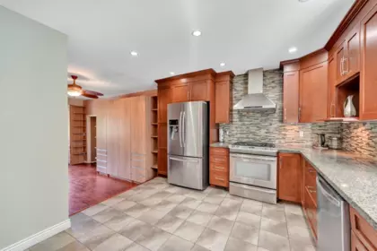 Primary Bedroom Photo of 29310 Dewdney Trunk Road, Mission, BC