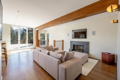 Breakfast Nook Photo of 8364 Mountain View Drive, Whistler, BC