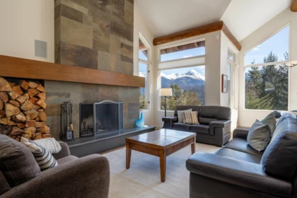 8364 Mountain View Drive, Whistler, BC, Pemberton — 4 bed single family residence for sale